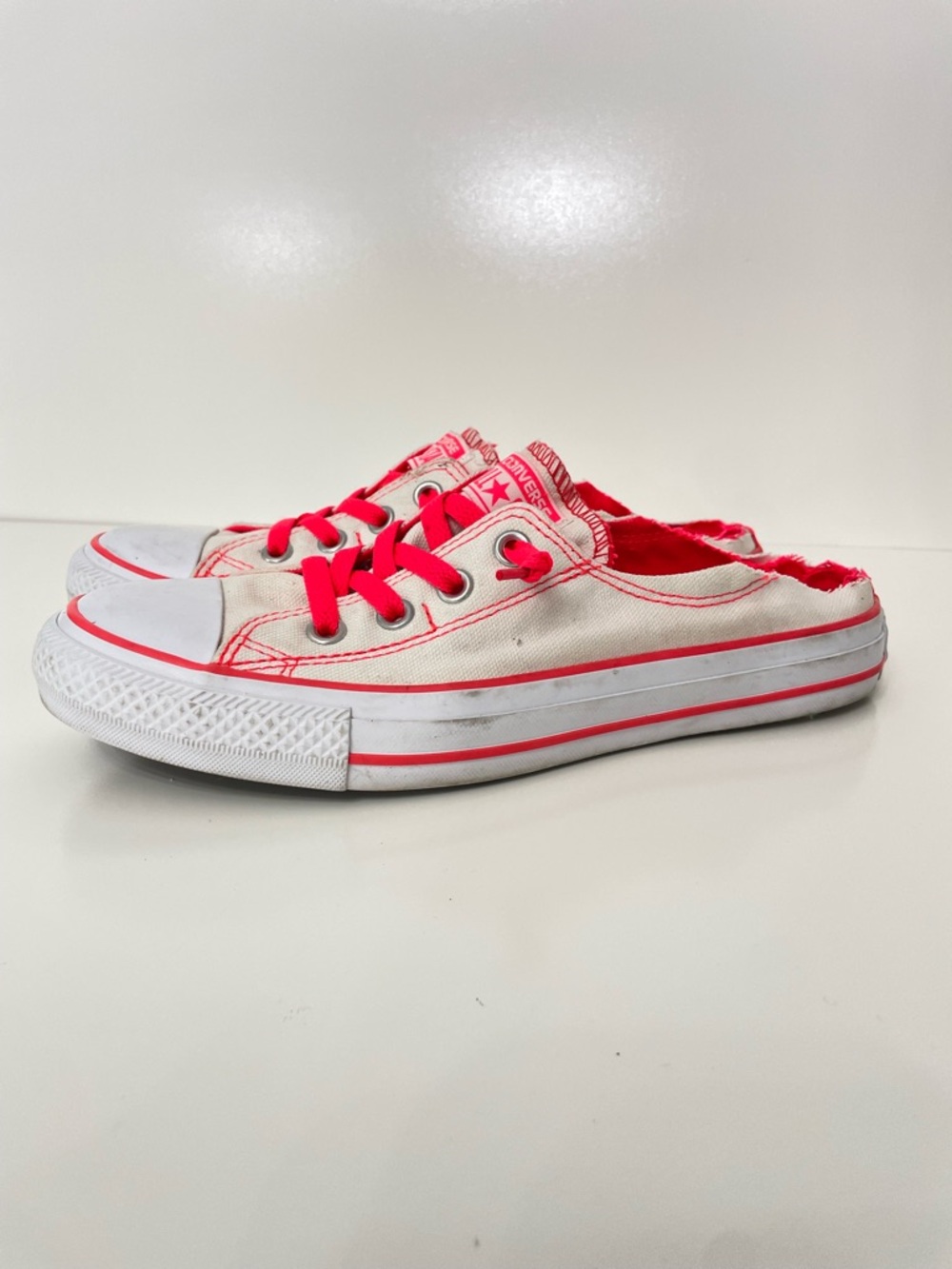 Converse All Star Pink Modifed Slip-On Canvas Sneakers Womens size 9